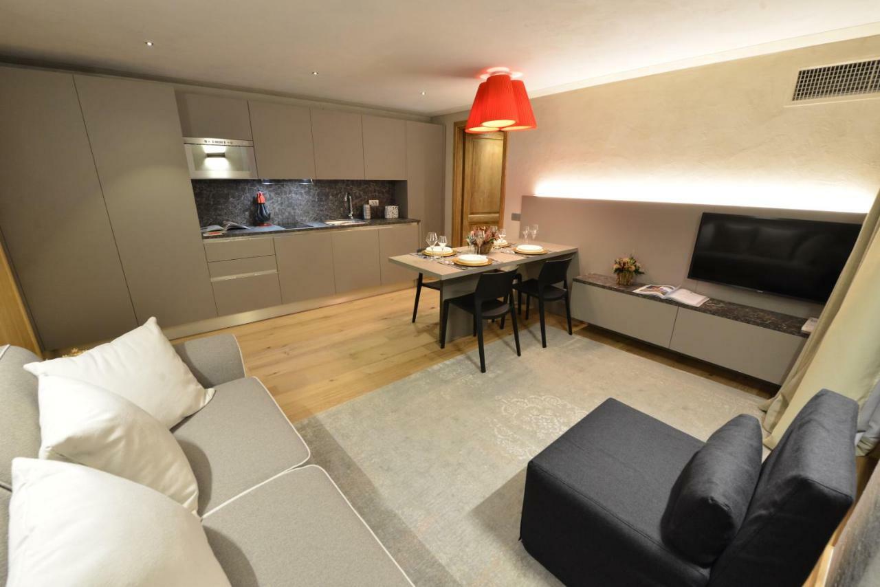 Le Reve Charmant Apartments - Via Sant'Orso,2 Aosta Exterior foto